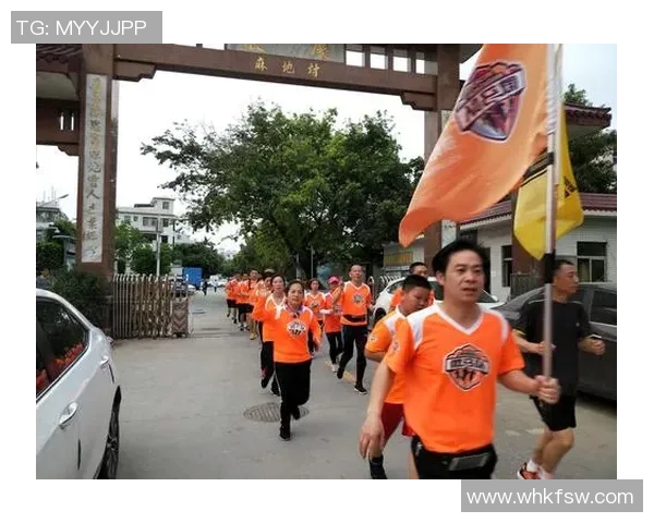 城市马拉松热潮下深圳街舞队精彩节奏展现引发观众热烈反响 城市马拉松热潮下深圳街舞队精彩节奏展现引发观众热烈反响