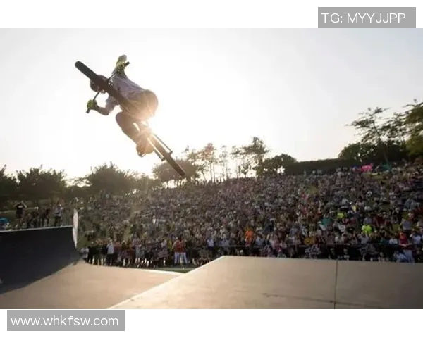 重庆街舞队在极限运动嘉年华中的蜕变与成长历程全景揭秘 重庆街舞队在极限运动嘉年华中的蜕变与成长历程全景揭秘